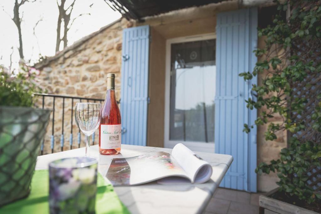 Mas Du Clos De L'Escarrat Jonquieres  외부 사진