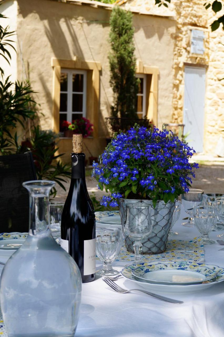 Mas Du Clos De L'Escarrat Jonquieres  외부 사진
